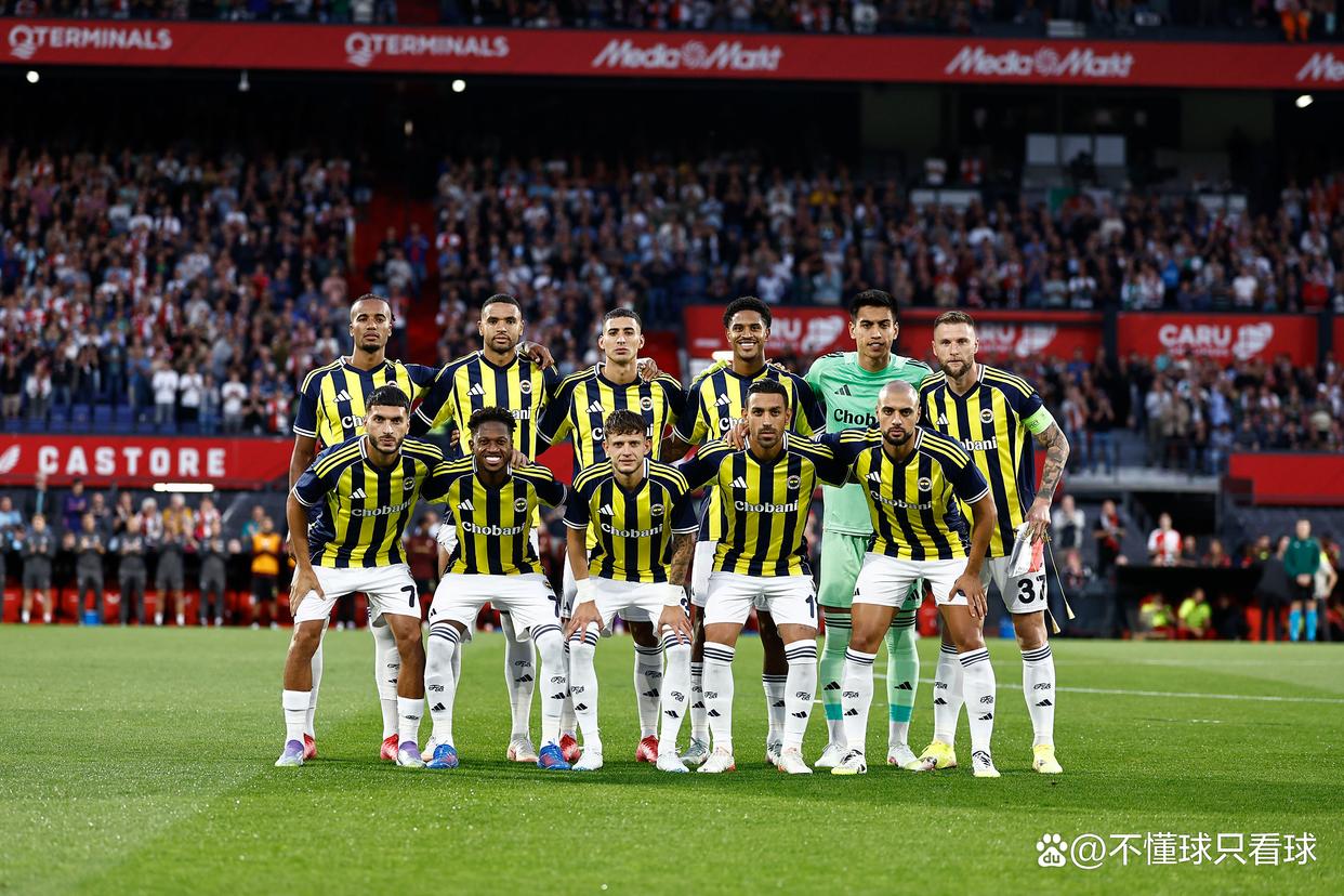 关键时刻阿斯顿维拉调整名单以备足总杯转折点费耶诺德门线救险,这一次真的费耶诺德围绕法国杯调整名单的简单介绍如意体育投注平台