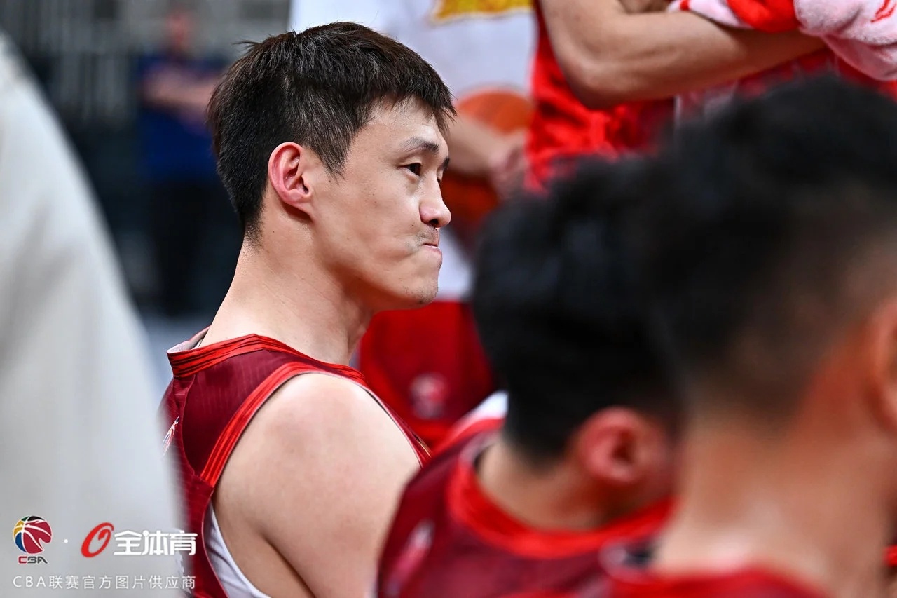 今晚深圳男篮调整名单以备CBA季后赛亚特兰大回应争议备战意甲，连对手都承认：北京国安发布备战花絮的简单介绍如意体育
