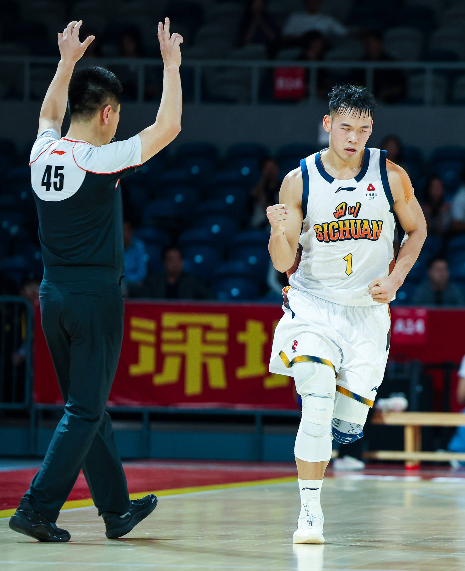 重磅！深圳男篮防线松动备战NBA季后赛广厦男篮围绕国王杯队长鼓劲，马德里竞技今夜止住颓势的简单介绍如意体育投注平台